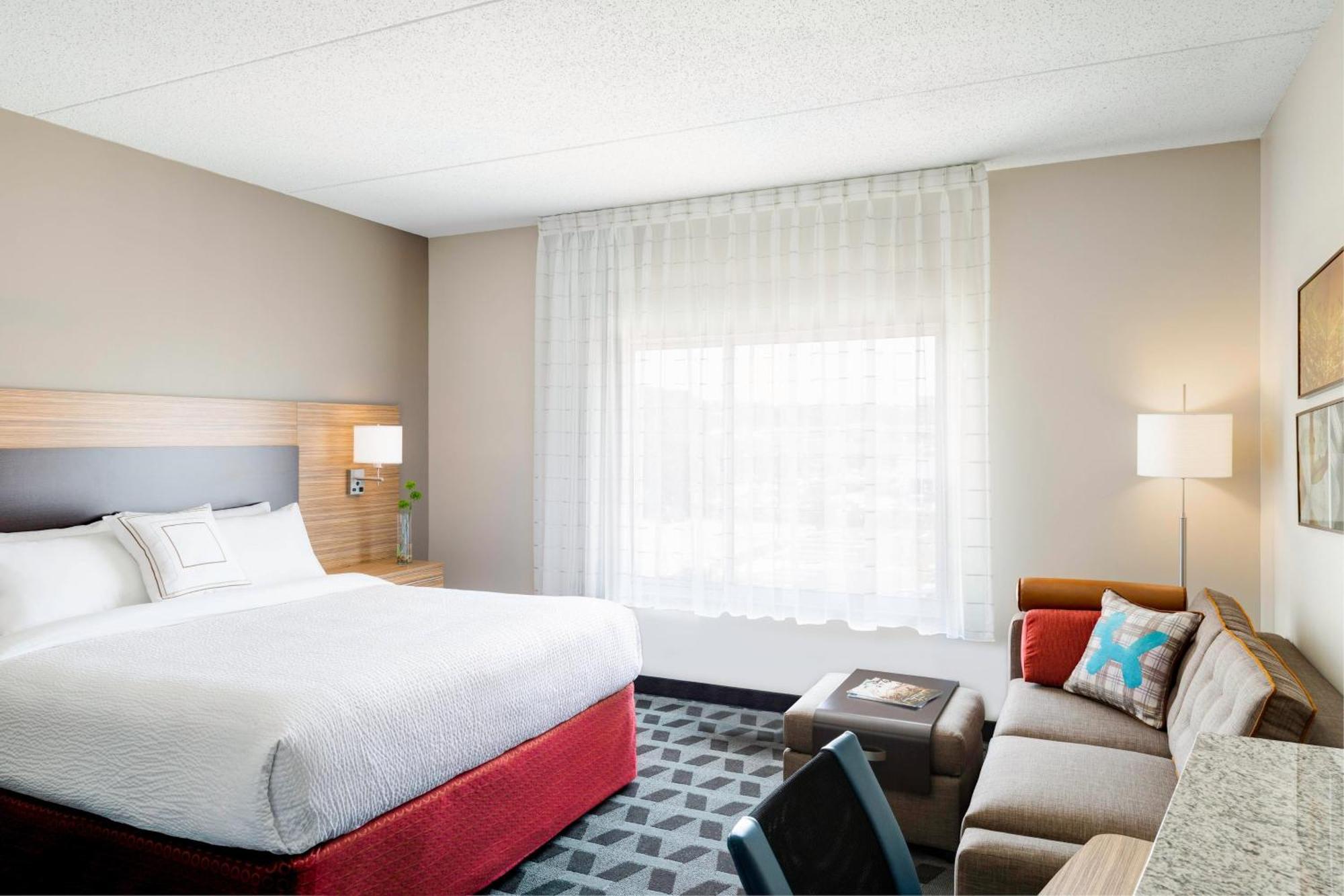 Cascade Towneplace Suites By Marriott Grand Rapids Airport Southeast מראה חיצוני תמונה