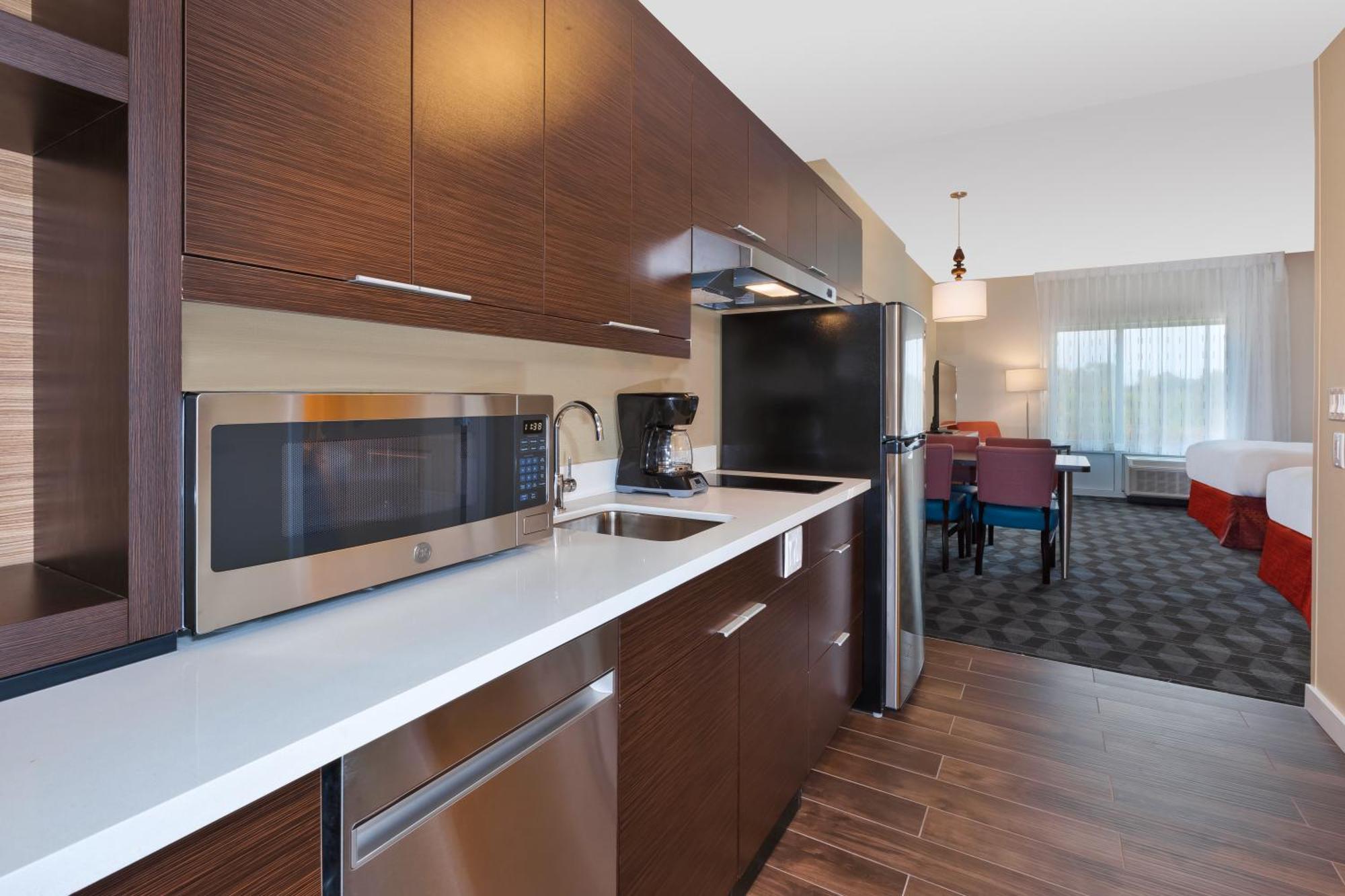 Cascade Towneplace Suites By Marriott Grand Rapids Airport Southeast מראה חיצוני תמונה