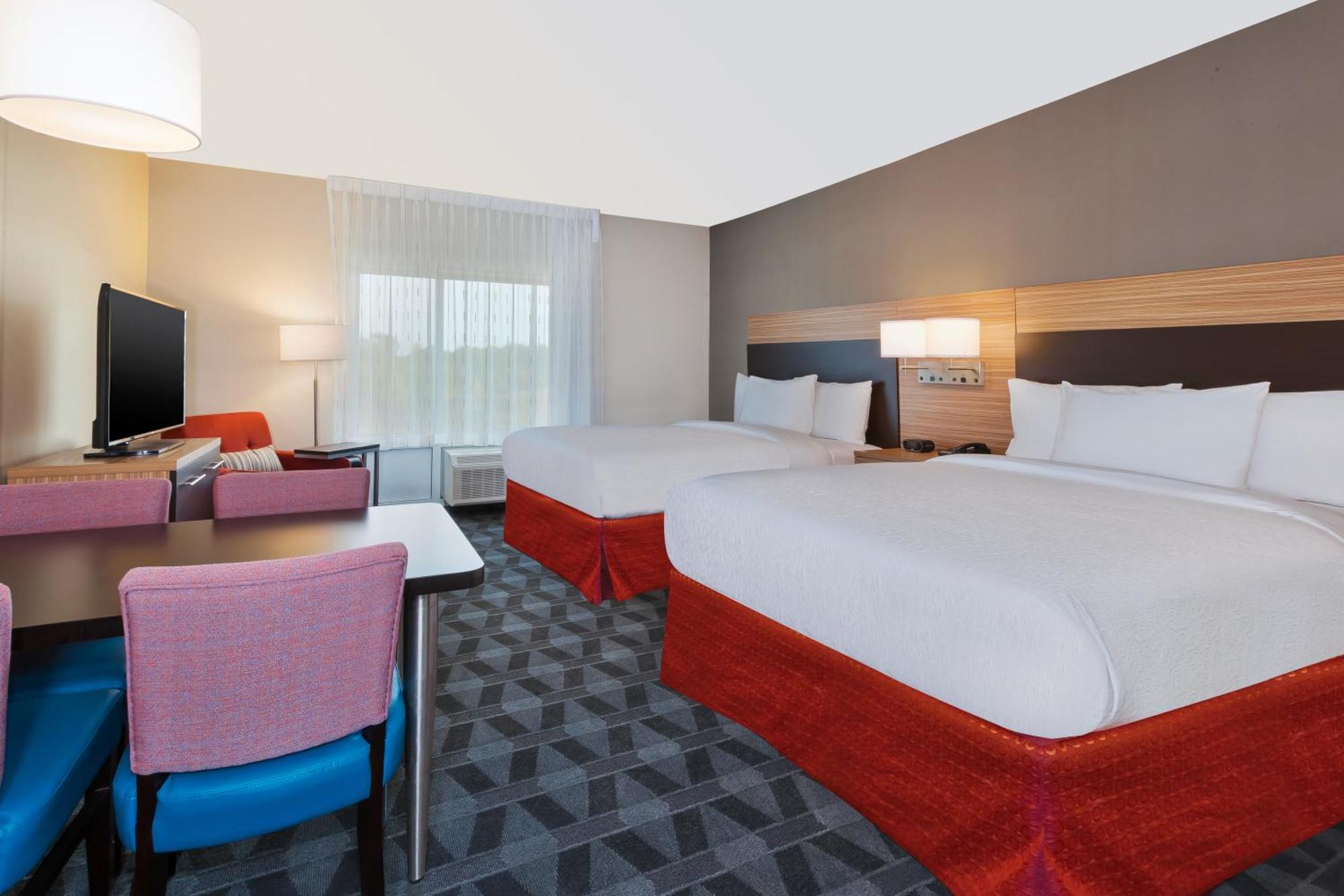 Cascade Towneplace Suites By Marriott Grand Rapids Airport Southeast מראה חיצוני תמונה