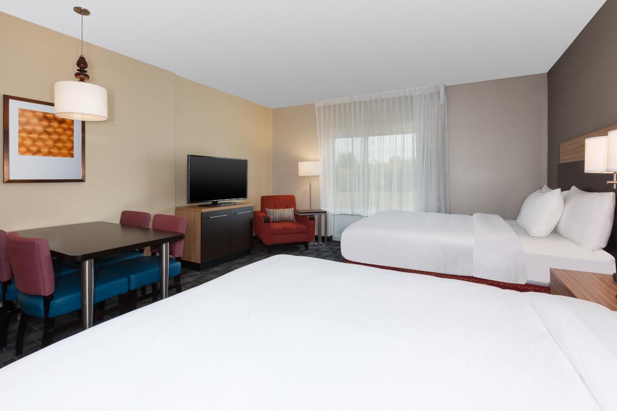 Cascade Towneplace Suites By Marriott Grand Rapids Airport Southeast מראה חיצוני תמונה