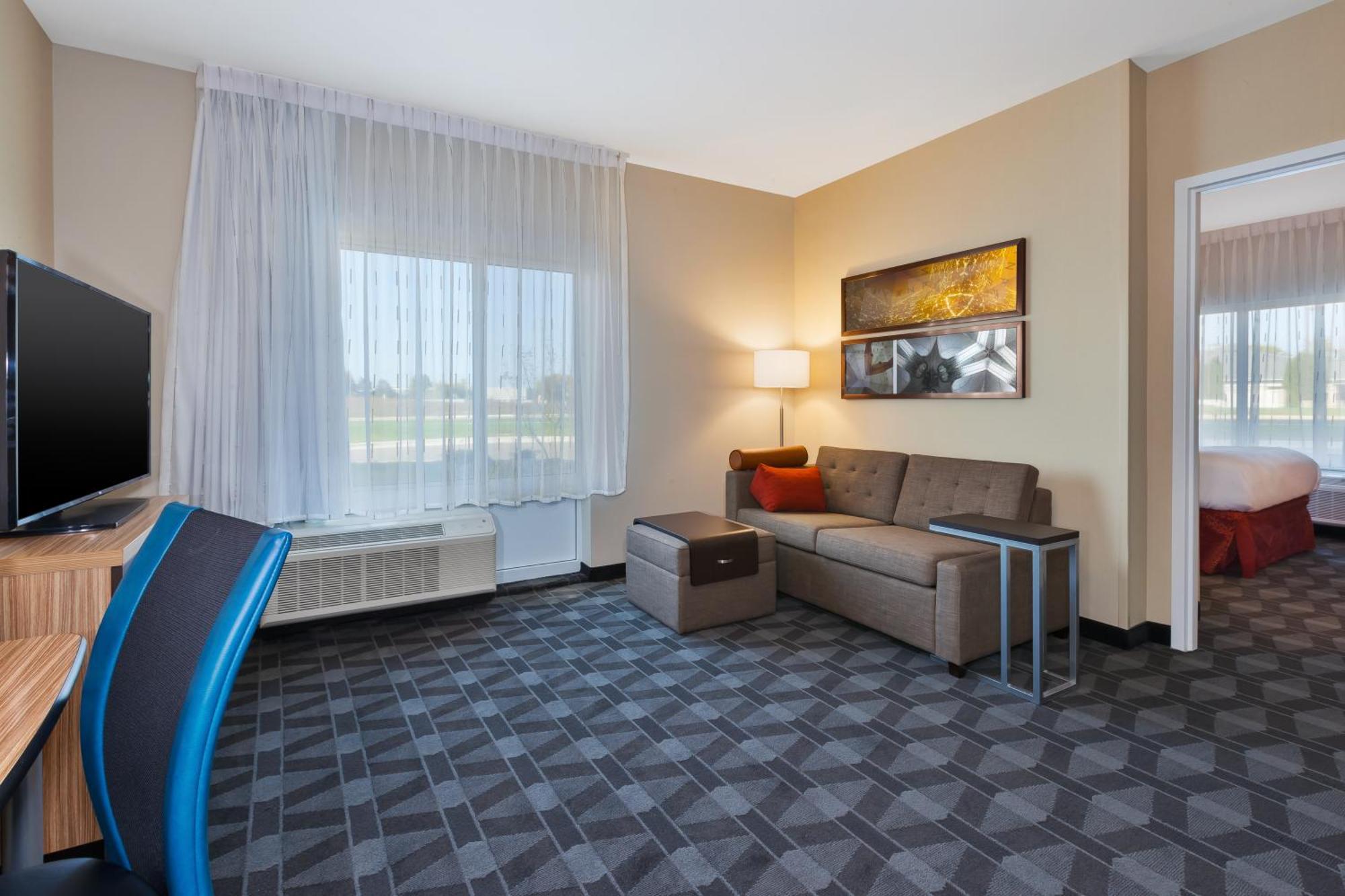 Cascade Towneplace Suites By Marriott Grand Rapids Airport Southeast מראה חיצוני תמונה