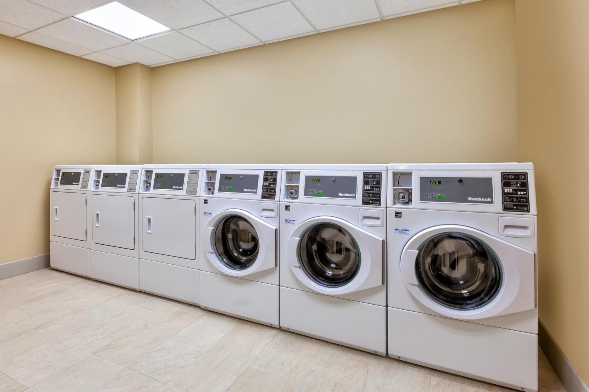 Cascade Towneplace Suites By Marriott Grand Rapids Airport Southeast מראה חיצוני תמונה